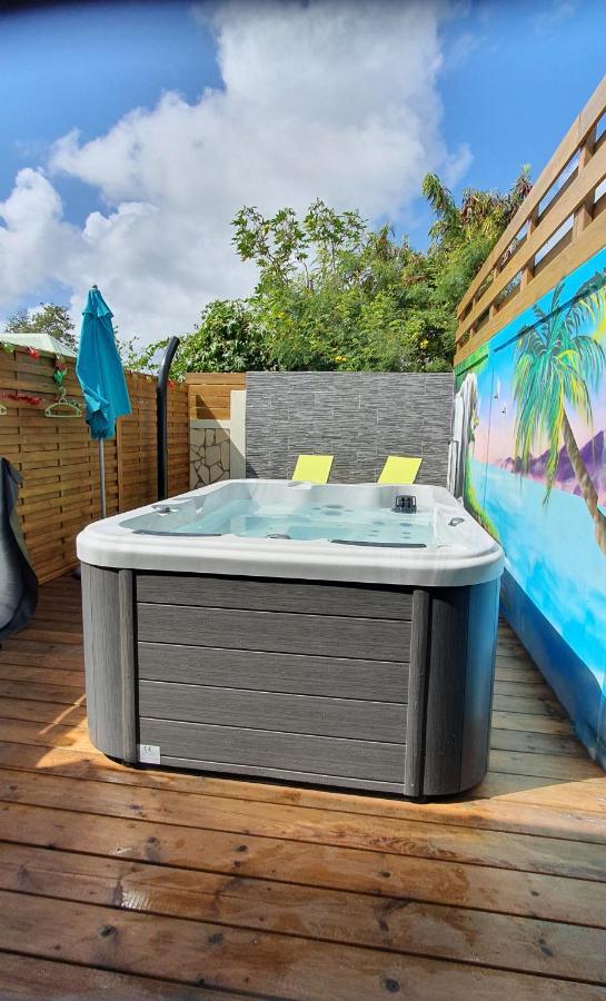 "Chez Claudia "Charmant Logement Avec Jacuzzi Privatif En Toute Intimite Sur Belle Terrasse Exterieure En Bois Et Piscine Courcelles Buitenkant foto