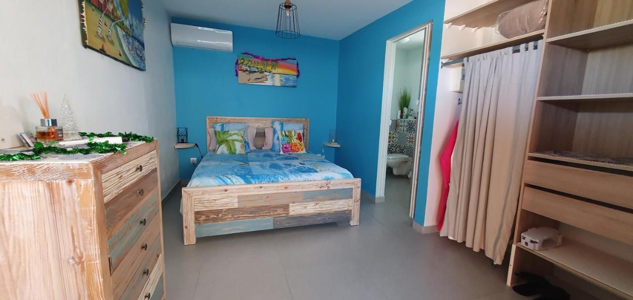 "Chez Claudia "Charmant Logement Avec Jacuzzi Privatif En Toute Intimite Sur Belle Terrasse Exterieure En Bois Et Piscine Courcelles Buitenkant foto