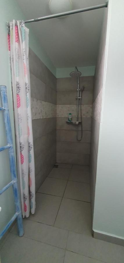 "Chez Claudia "Charmant Logement Avec Jacuzzi Privatif En Toute Intimite Sur Belle Terrasse Exterieure En Bois Et Piscine Courcelles Buitenkant foto