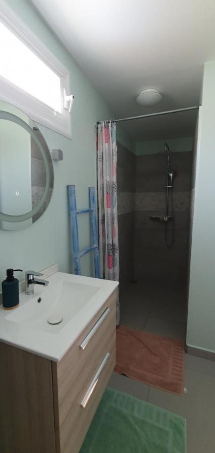 "Chez Claudia "Charmant Logement Avec Jacuzzi Privatif En Toute Intimite Sur Belle Terrasse Exterieure En Bois Et Piscine Courcelles Buitenkant foto