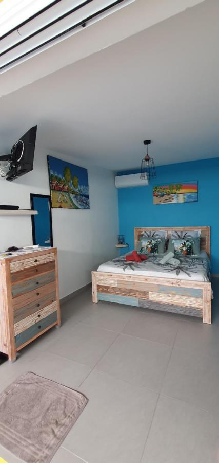 "Chez Claudia "Charmant Logement Avec Jacuzzi Privatif En Toute Intimite Sur Belle Terrasse Exterieure En Bois Et Piscine Courcelles Buitenkant foto